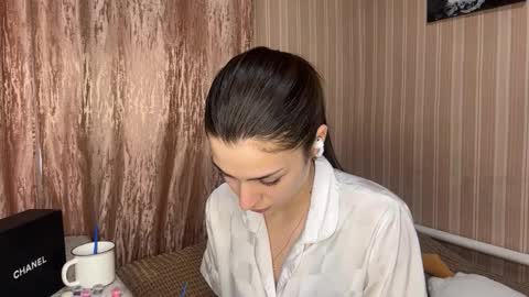 Ayla online show from March 15, 12:18 pm