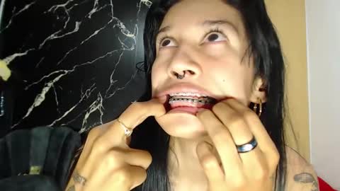 veronicabraum online show from September 17, 7:12 pm