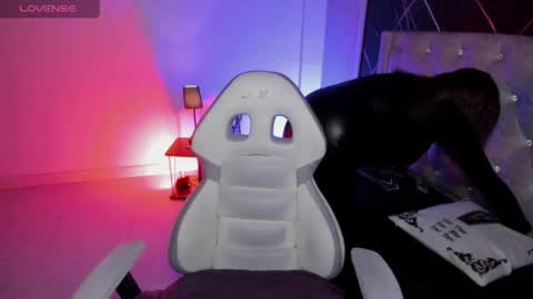 victoria_floyd1 online show from April 15, 7:58 pm