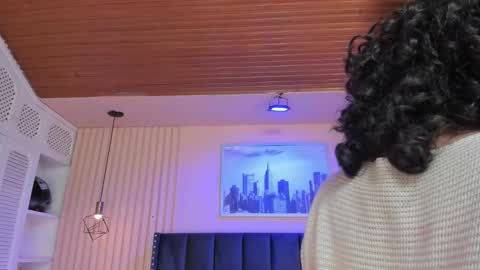 Viiolett online show from February 21, 8:20 pm