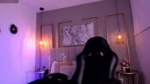 Victoria online show from March 27, 11:05 pm