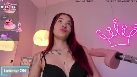 Violeth Hill online show from February 5, 8:34 pm