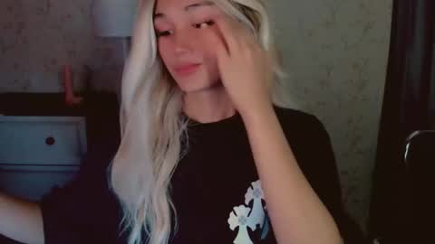 Pearl online show from March 5, 2:40 am