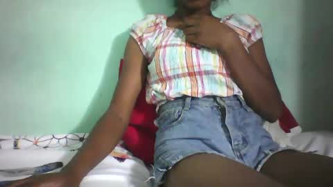 vounialdy online show from February 5, 5:32 pm