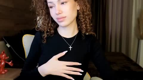 Lily online show from July 18, 5:33 am