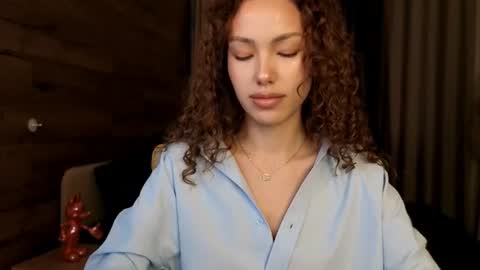 Lily online show from July 23, 5:37 am