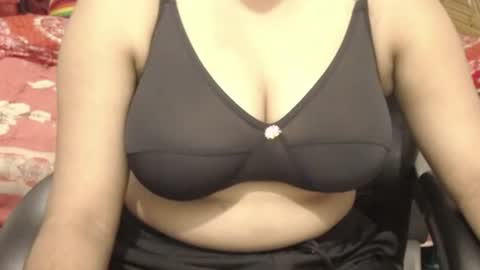 mina online show from July 12, 3:35 pm