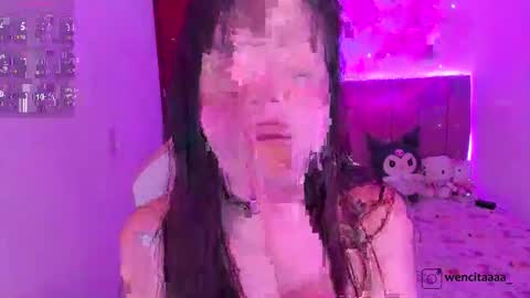 Wenstacie INDEPENDENT MODEL online show from March 9, 1:09 am