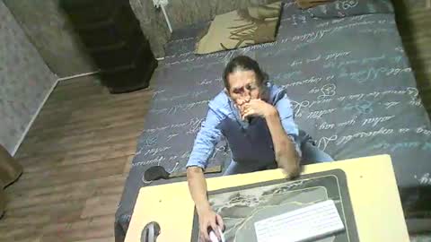 wolfxsnow online show from July 25, 6:48 pm