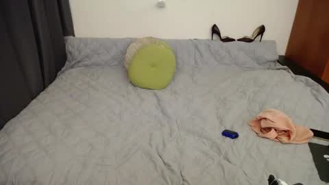 women_pleasures online show from April 14, 8:20 pm