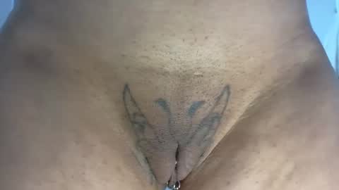 Wondergirl online show from February 17, 9:30 am