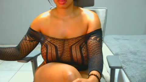spykeXtee online show from June 26, 6:03 am