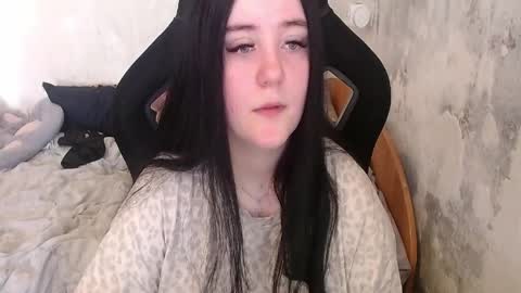 your_8a8y online show from March 26, 8:49 am