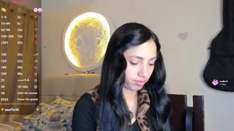 mia3 online show from June 29, 12:17 am