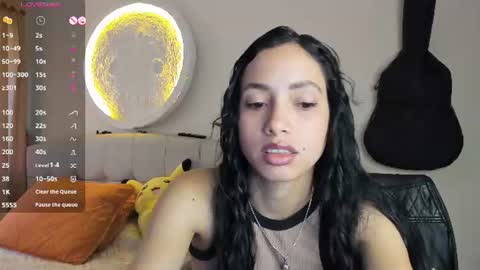 mia3 online show from July 11, 6:41 pm