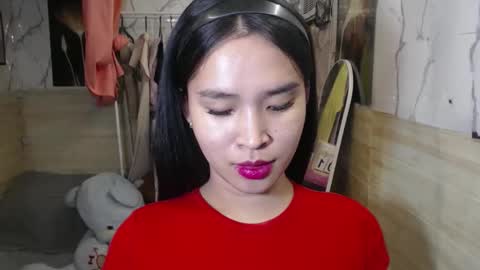 your_twinkletoes18 online show from March 31, 4:18 pm