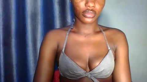 favcamgirl online show from January 19, 8:32 am