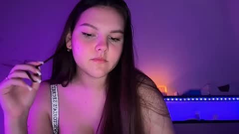 Mila online show from April 5, 9:47 pm