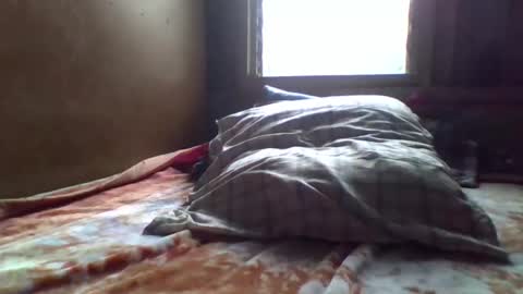 yourqueen1101 online show from March 6, 1:44 am