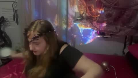 yourthickgingergoddess online show from December 16, 4:29 am