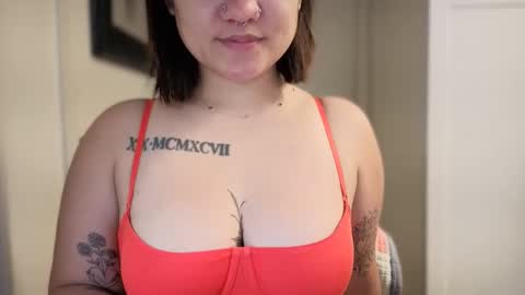 Miss G online show from April 9, 9:26 am