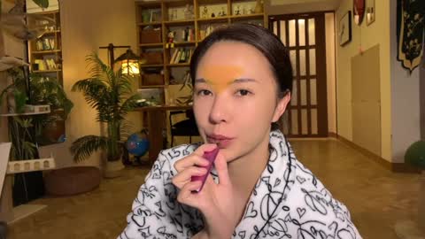 lili online show from December 5, 3:35 pm