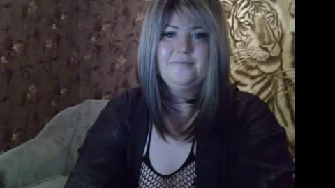 yuliiared online show from December 15, 5:45 am