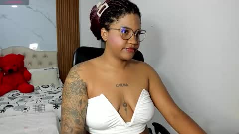 zahra_rose online show from March 23, 8:37 pm