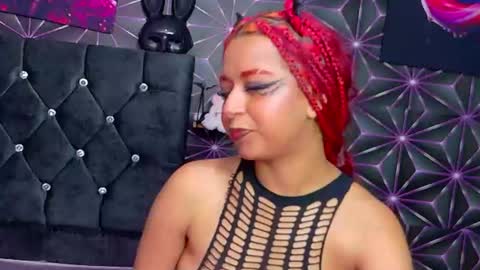 zayuryyks online show from August 5, 3:13 am