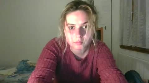 Zazbella online show from March 7, 10:39 pm