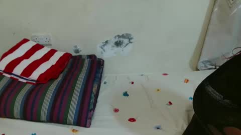 zuu online show from February 15, 1:21 pm