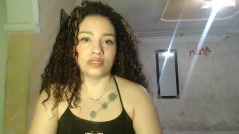 zoe tai online show from June 16, 10:16 am