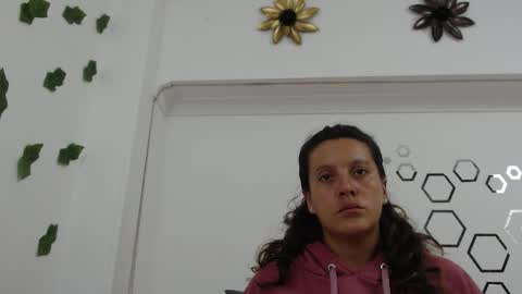 Carolina online show from February 16, 10:31 pm