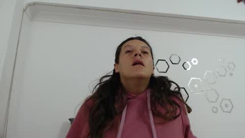 Carolina online show from January 31, 9:46 pm