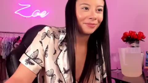 zoecams online show from March 3, 6:53 pm