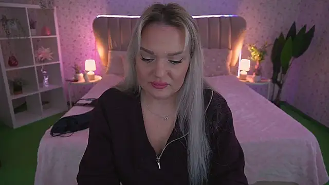 MissyMartinez online show from March 12, 7:55 am