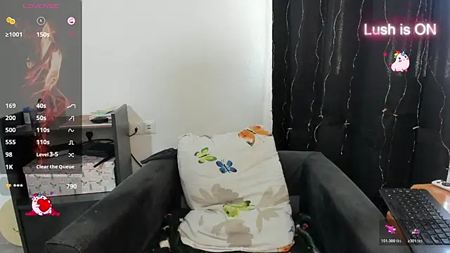 alexysgray online show from July 4, 3:52 pm