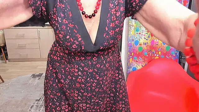 Tina Joness online show from January 13, 8:02 pm