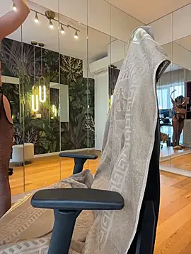 MileySin1111 online show from March 22, 12:00 pm