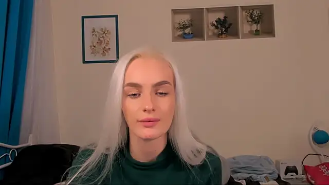 OliviaKisss online show from April 24, 7:27 pm