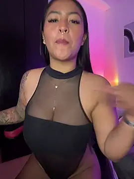 meganjames1 online show from July 16, 12:37 am