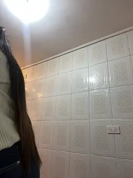 croftsmila online show from April 13, 11:16 pm