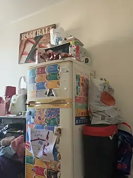 LaPetitechienne1 online show from March 19, 9:13 am