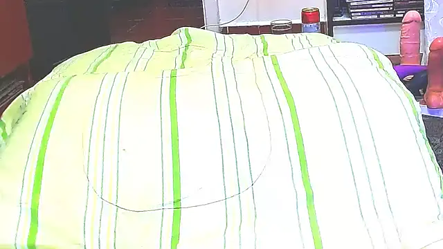 liandragostosa online show from April 6, 12:10 am