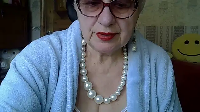 SweetCherry27 online show from April 11, 9:35 am