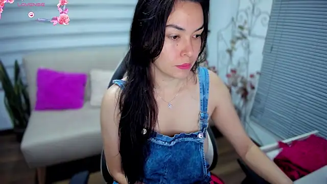 Lunlunera online show from March 24, 1:11 am