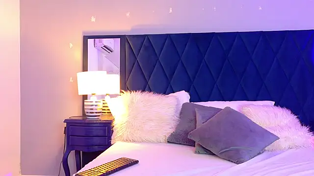 Margaret Saunders online show from April 17, 7:49 pm