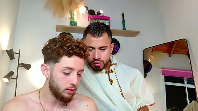 Juan Castano online show from March 9, 6:16 am