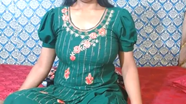 nikitahot3 online show from April 16, 12:33 am