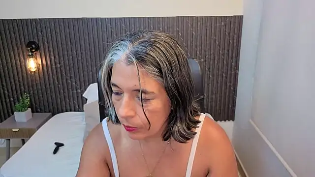 tammy lynn69 online show from April 4, 7:34 pm